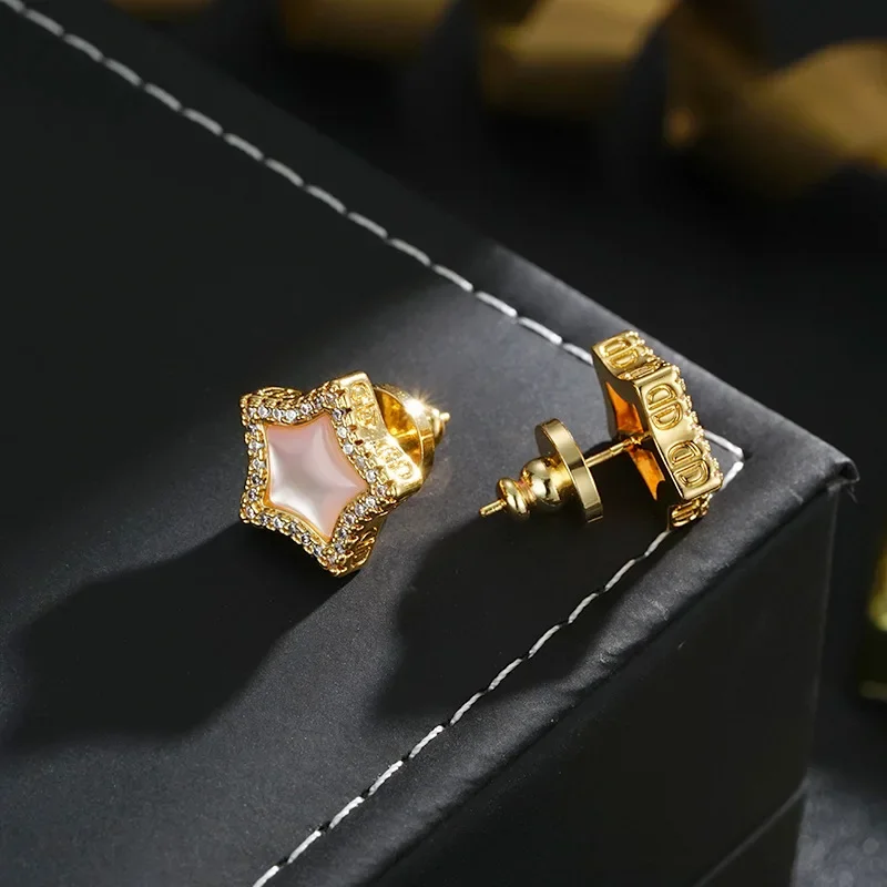 Exquisite micro-inlaid pink shell five-pointed star stud earrings, light luxury, fashion, and high-end niche design earrings and