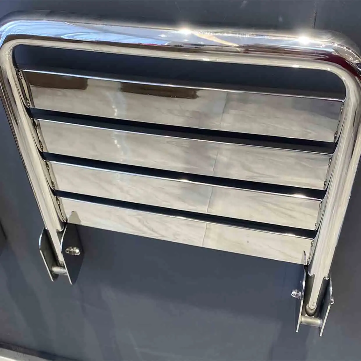 High-quality 304 Stainless Steel Shower Folding Seat Bath Shower Wall Chair Bathroom Stool Household Wall Mounted Bath Chair