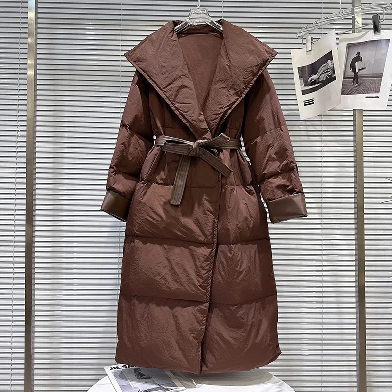 2025 شتاء جديد النمط الفرنسي كبير التلبيب طوق الدانتيل متابعة الخصر تصميم طويل نمط أسفل سترة المرأة مزاجه معطف دافئ