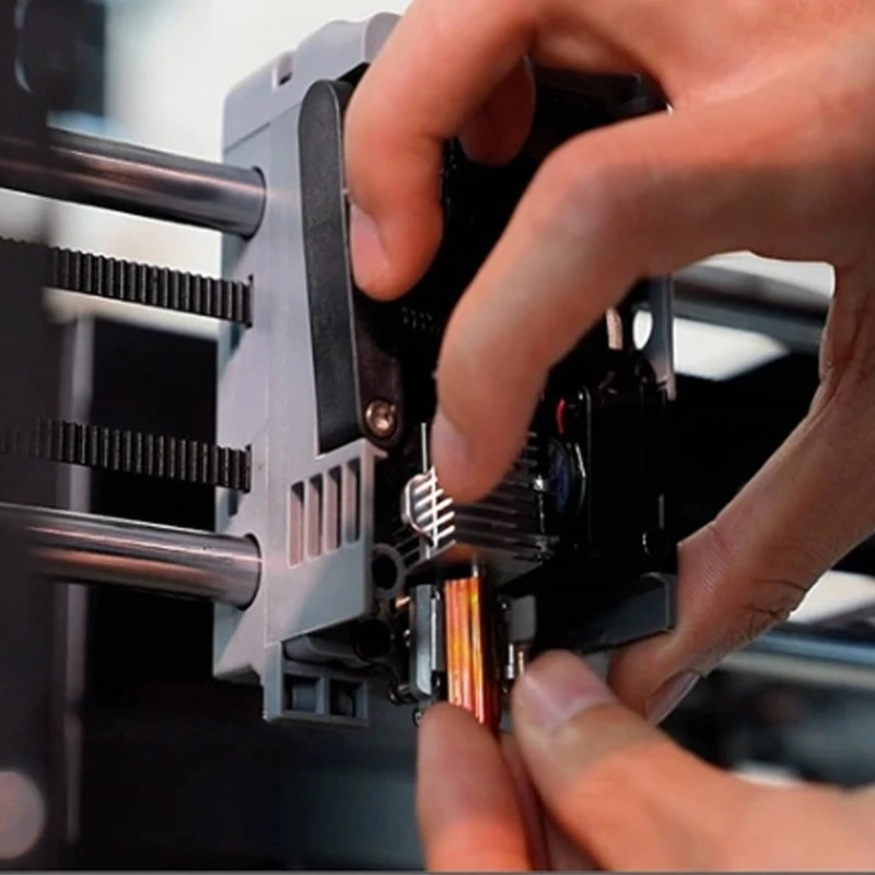 

Interchangeable Printing Nozzle Set Heat Resistant Metal Tip Multiple Diameter Option 0.25 0.4 0.6mm F19E