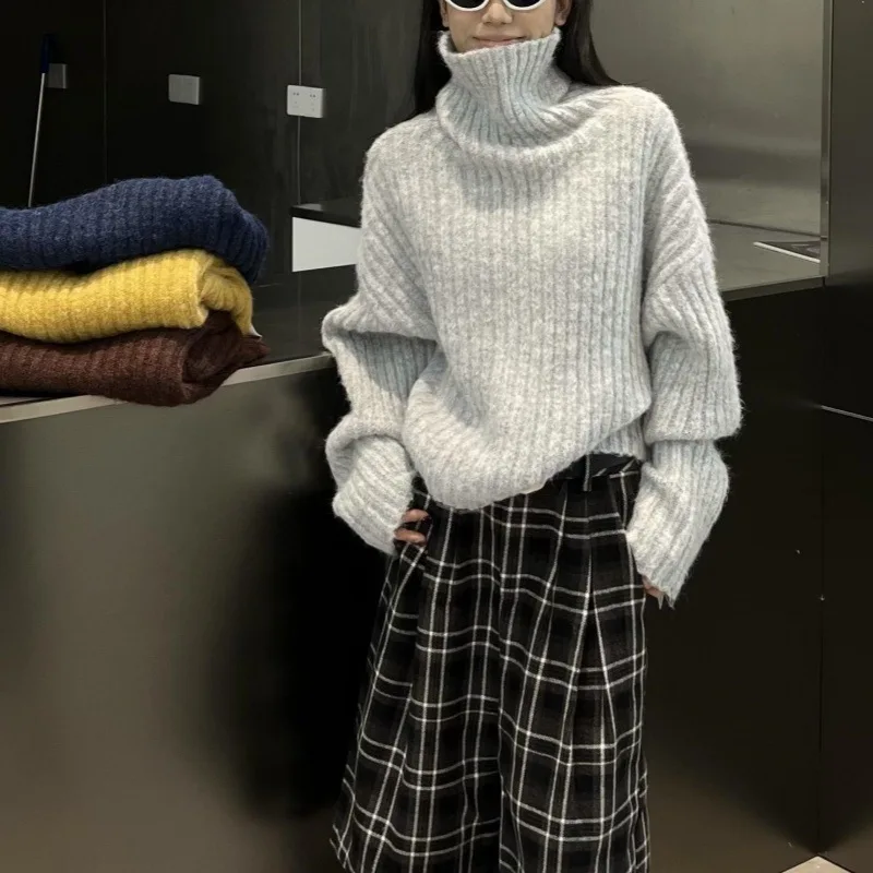 

2025 Autumn and Winter Retro Fashion New Style Thick High Neck Warm Wool Pullover Sweater Loose and Versatile Casual Sweater