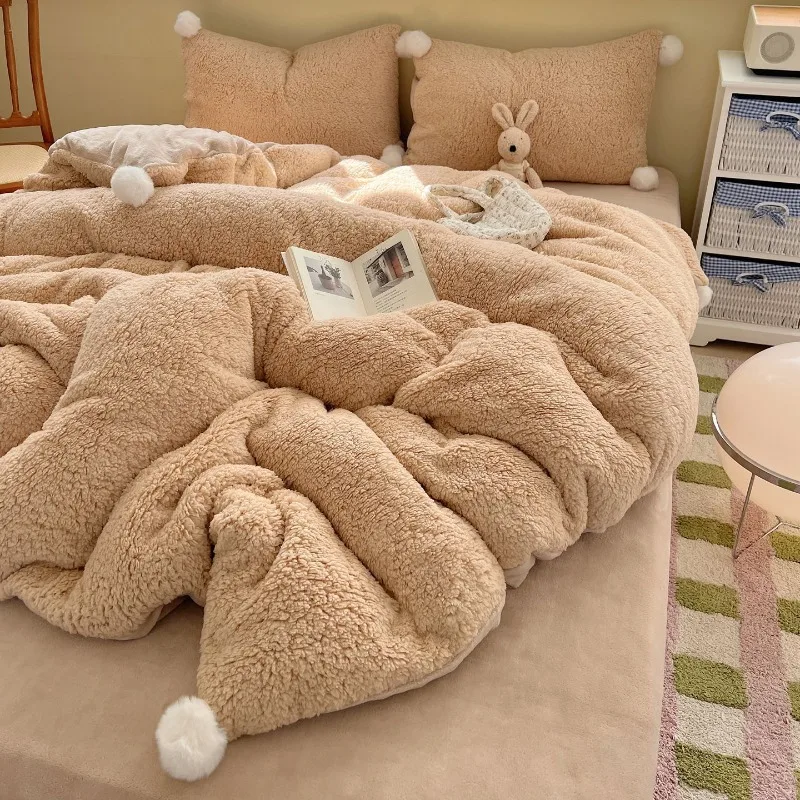 Winter Lamb Fleece Thickened Milk Fleece Four-piece Set Fleece Sheet Quilt Cover Pillowcase Bedding Set