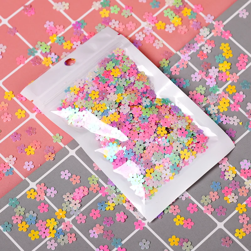 20g/Pack Mix Color 5mm Flower PVC Confetti Glitter Sequins For Crafts Nail Art Decoration Paillettes DIY Sewing Accessories Girl