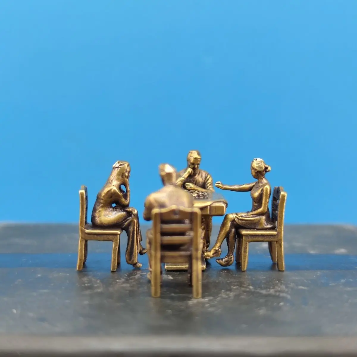 Brass miniature Mahjong playing men and women, miniature scene model micro landscape desktop decoration ornament