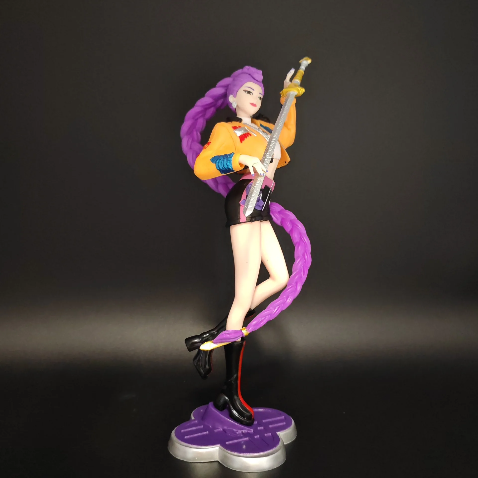 Hexenjagd-Team Rumi Mira Zoe Niedliche Schöne Mädchen-Actionfigur Anime-Charaktermodell Hochdetailliertes Desktop-Ornament Spielzeug Geschenk – Detail 12
