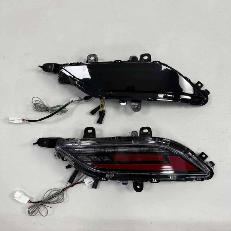 

Suitable for Toyota Vesa/Ling Rear Bar Light Harrier/Venza Rear Bar Light Rear Fog Light Turn Signal