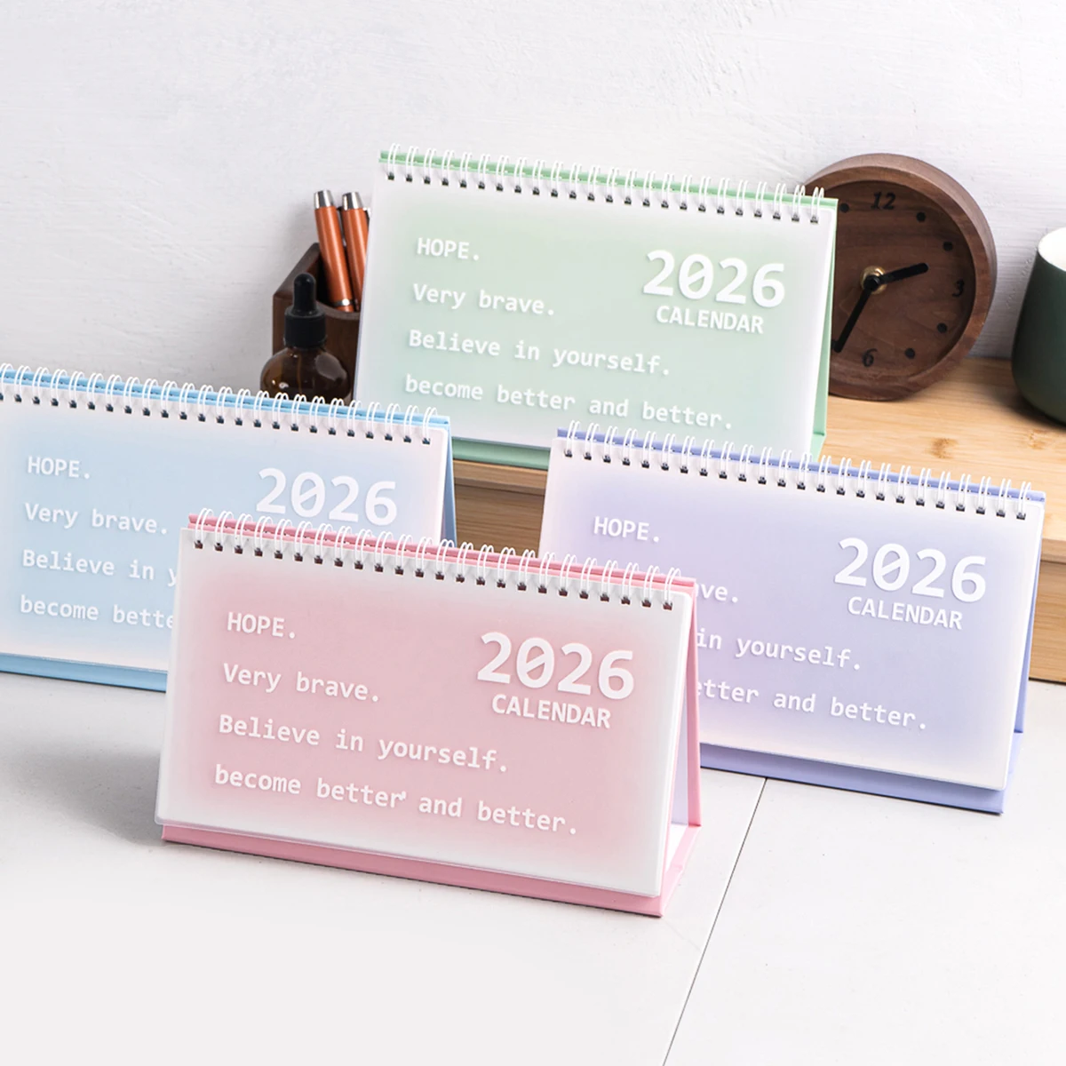 

1 шт. креативный календарь со спиральной переплетом 2026 года, портативный складной настольный календарь, принадлежности для украшения рабочего стола для школы и офиса