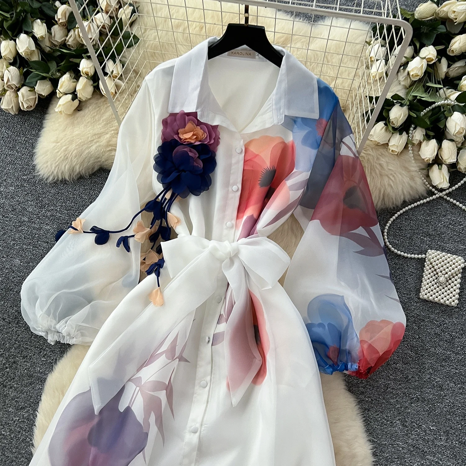 Clothland Damen Vintage Blumenhemd Kleid Schärpen Laterne Ärmel Einteiler Weiß Schwarz Mesh Retro Maxikleider QE197