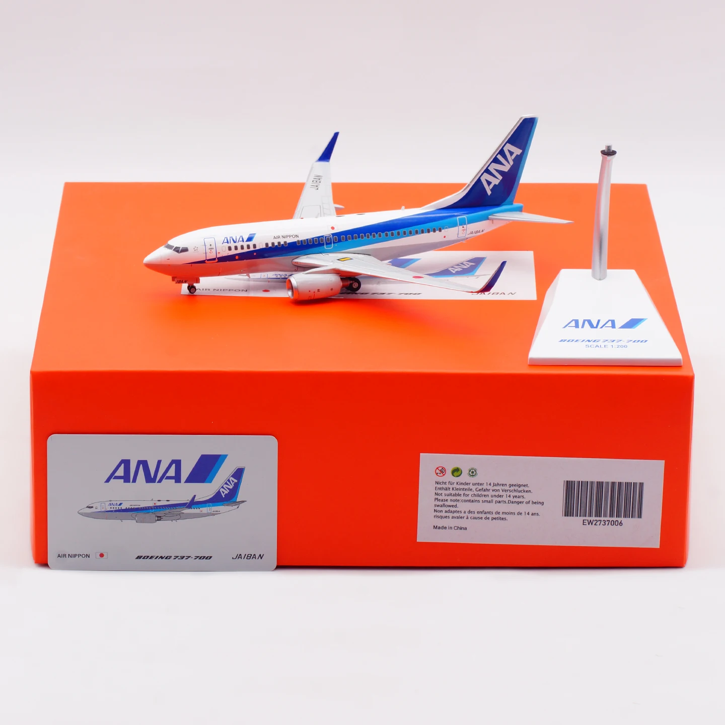 EW2737006 Alloy Collectible Plane Gift JC Wings 1:200 All Nippon Airways ANA Boeing B737-700 Diecast Aircraft Jet Model JA18AN