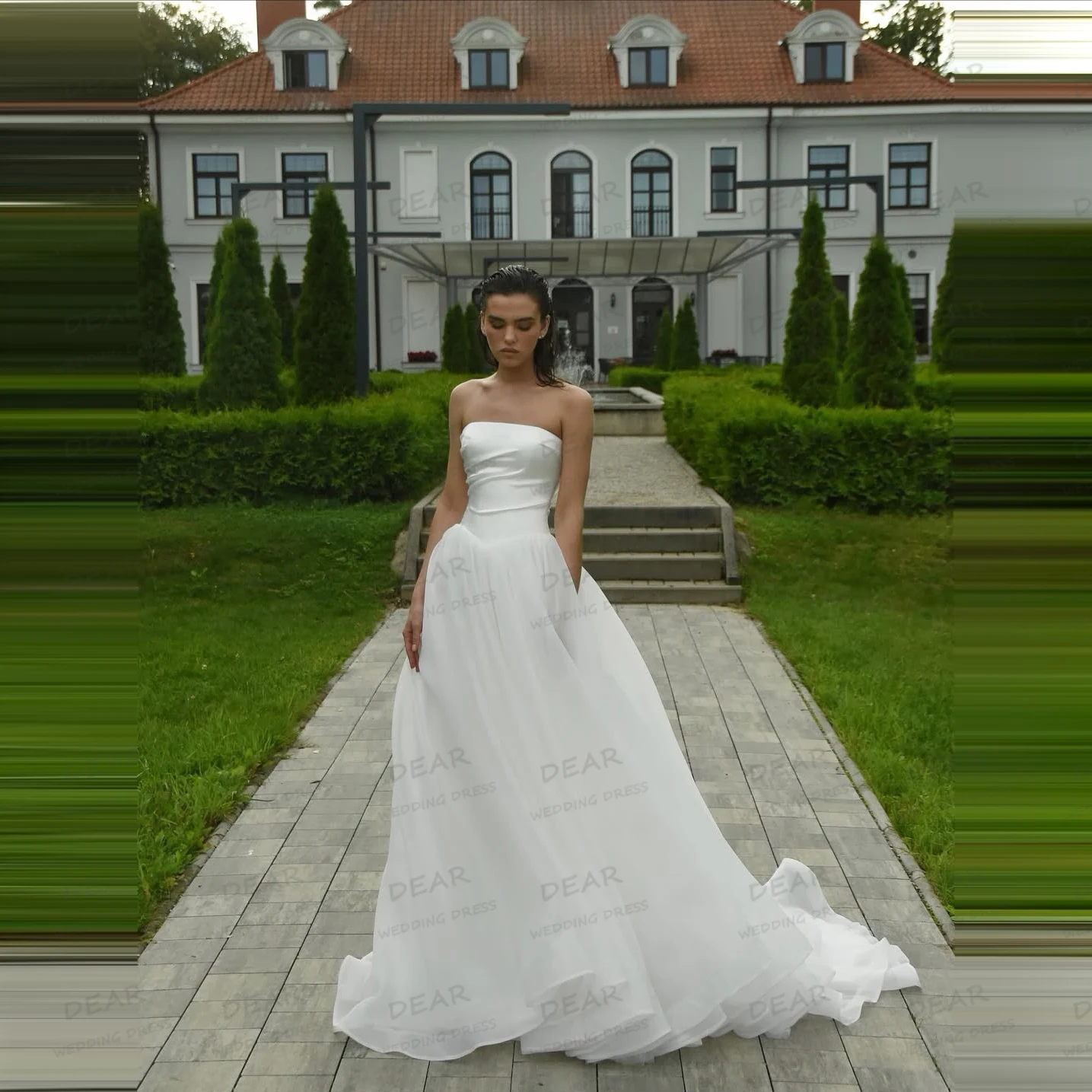 Luxury Wedding Dresses Sexy A Line Strapless Women's Sleeveless Backless Bridal Gowns Soft Customized Vestidos De Novia Party