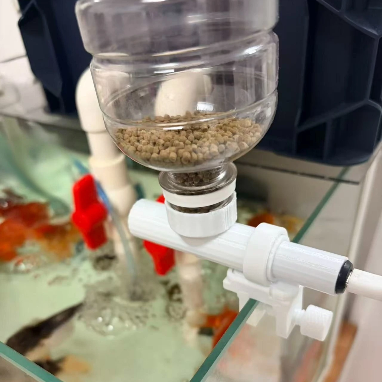 Fish tank feeder Mobile phone  - огляд і ціна Aquarium Fish Price