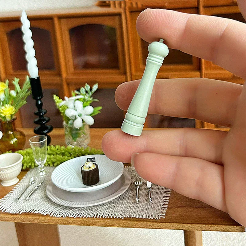 Meubles de maison de poupée en alliage, 3 pièces, bouteille de broyage de poivre de cuisine, Mini scène Miniature, modèle accessoires de poupée