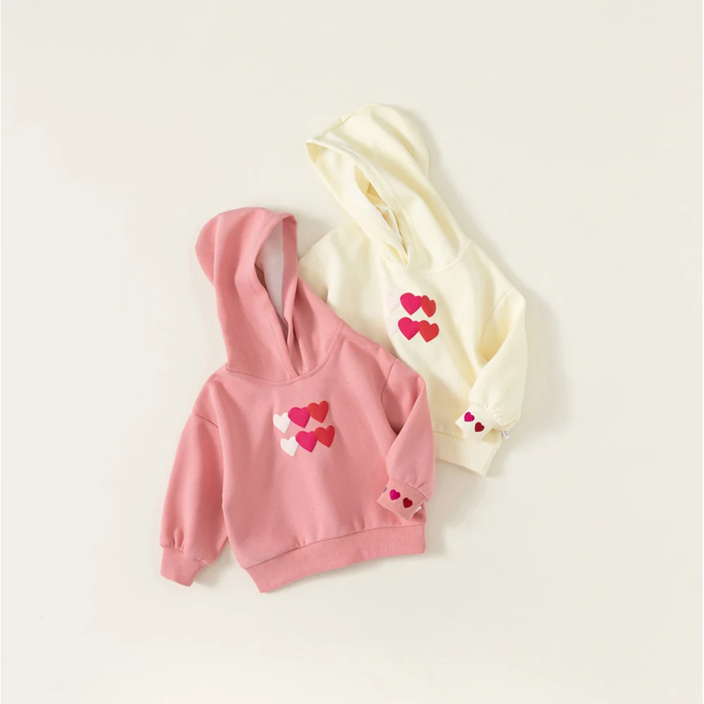 

Kid Girls Cute Heart Print Hoodies Oversize Long Sleeve Hooded Sweatershirt 1-8Y Children Spring Autumn Versatile Pullover Shirt