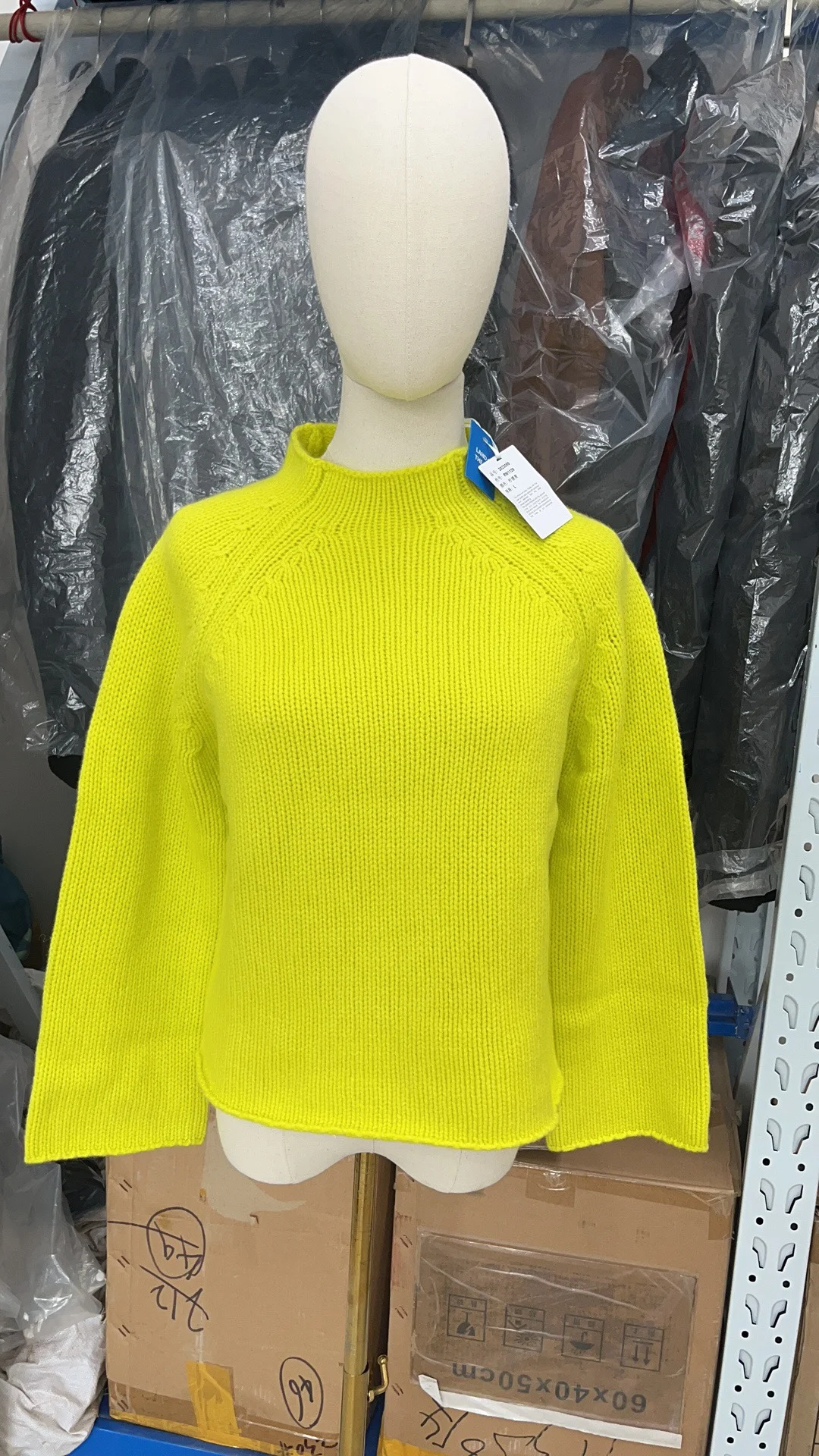 maglione-rotondo-ne-in-misto-lana-camere-da-donna-h3050a05-comodo-caldo-inverno-faion-top-lavorato-a-maglia-casual