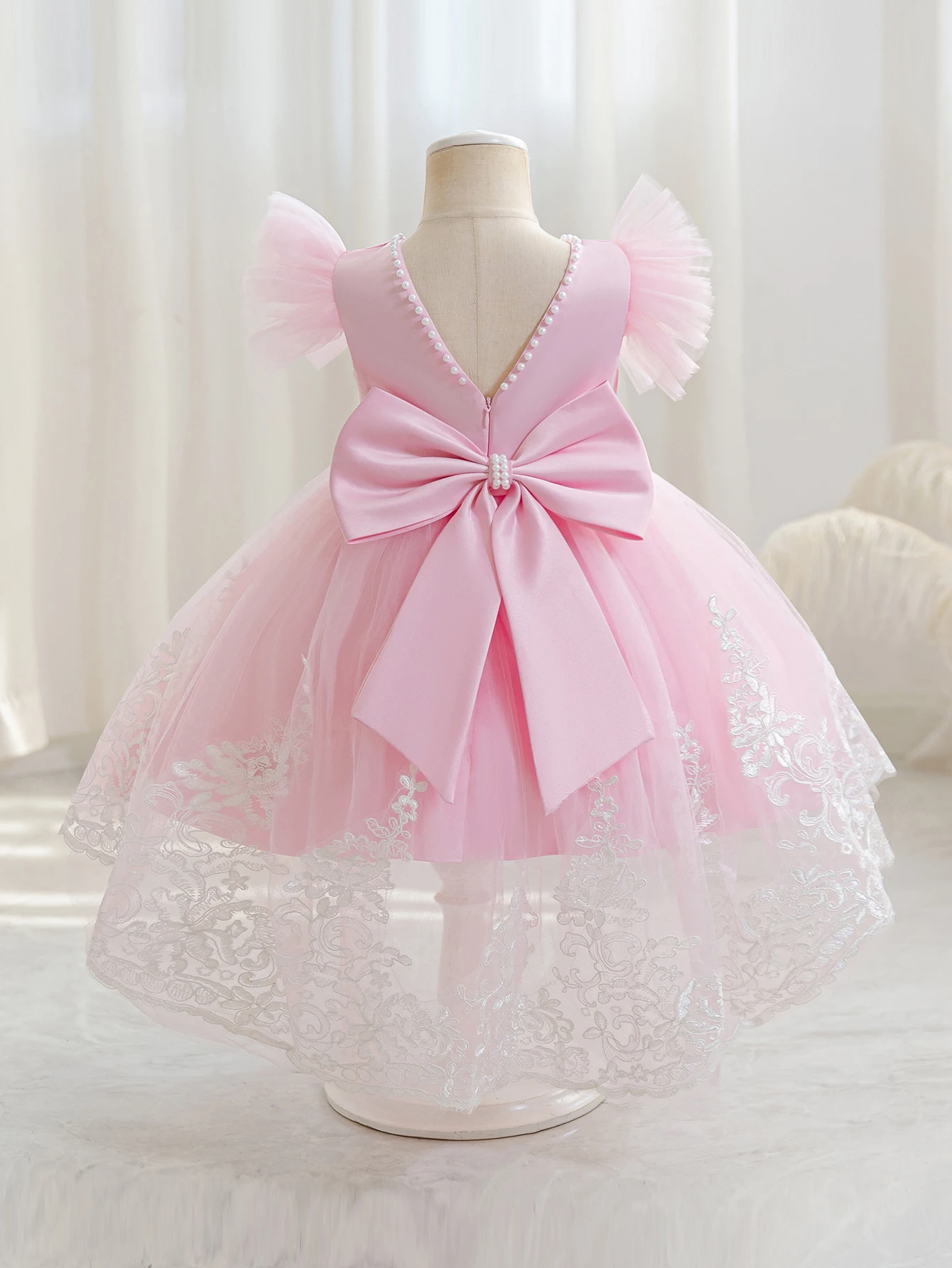 Pink Embroidered Mesh Tail Birthday Party Dress, for Infants and Baby Girls, Decorated with Bowknot Elements, First Birthday