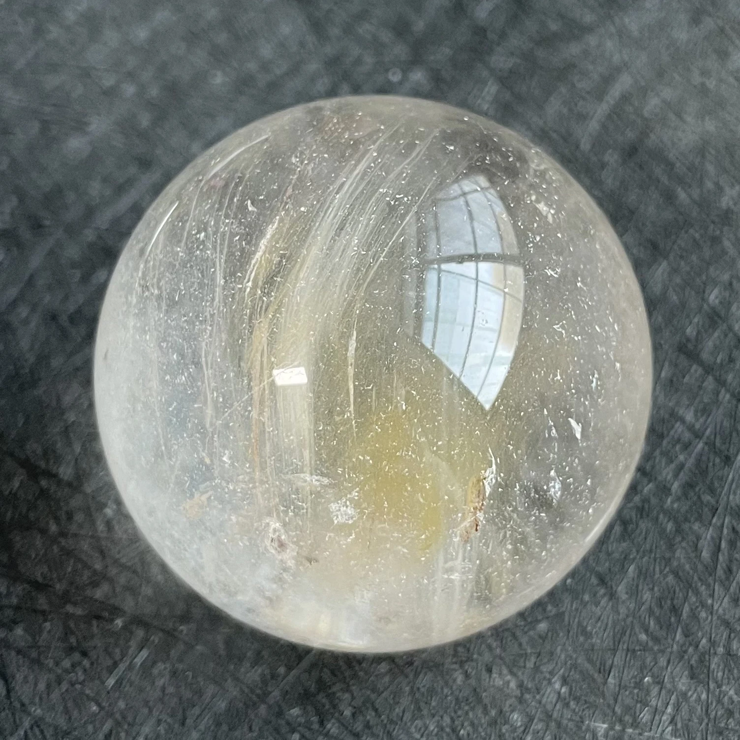 132g Natural Stone Quartz Rutilated Sphere Rabbit Hair Rainbow Crystal Ball Rock Decoration Rough Polished Healing W24