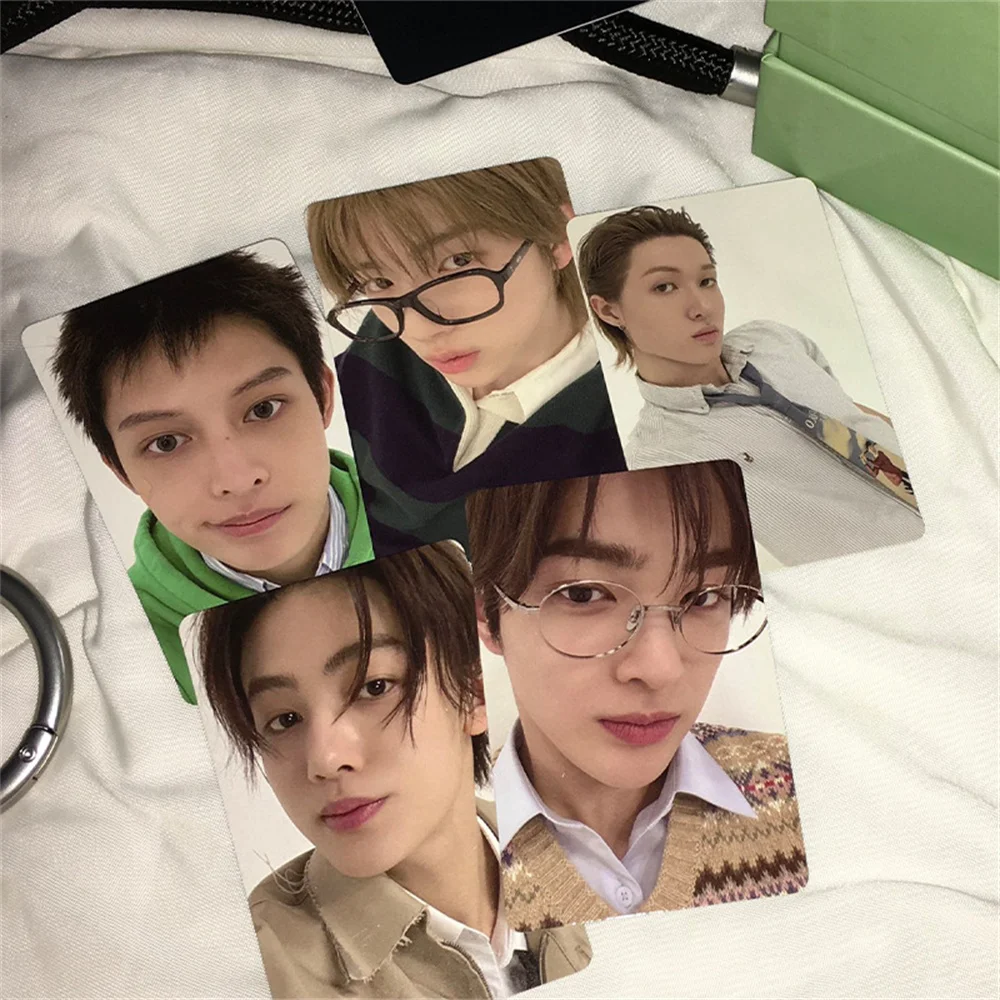 MARTIN JAMES Character Props Membership Photocard High Quality INS Style Double Sides Printing LOMO Card JUHOON Keonho Fans Gift