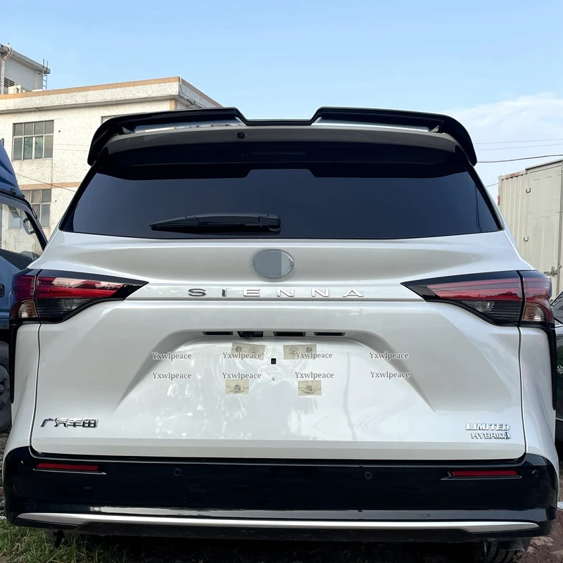 For Toyota NEW Sienna 2020 2021 2022 Spoiler ABS Glossy Black and Carbon Look Trunk Wing Rear Roof Spoiler Car Accessories