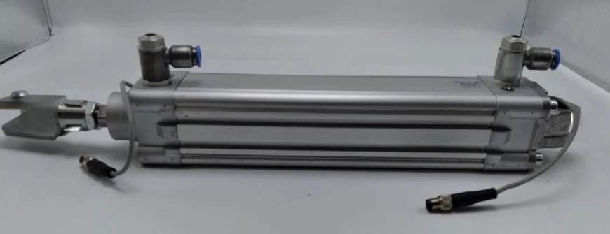 

Brand New cylinders DNC-40-160-PPV-A Expedited shipping