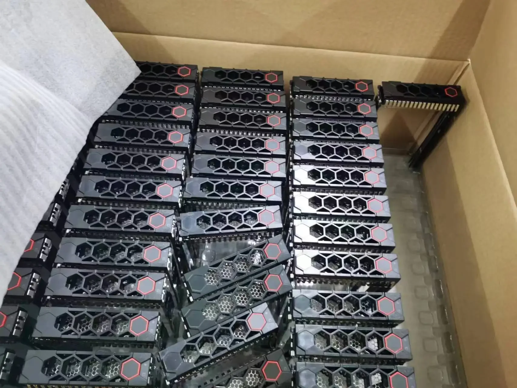 C=FOR H3C H3C R4900G5 Hard Disk Bracket G5 2.5-inch 3.5-inch Hard Disk Bracket , G6 Bracket
