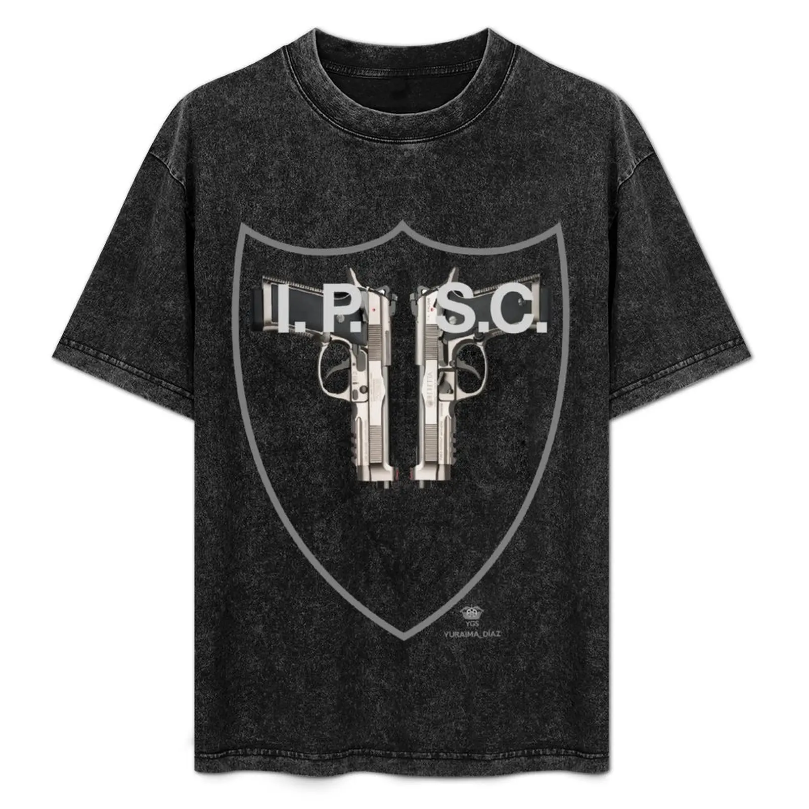 

Guns IPSC Yuraima Díaz T-Shirt Plus Size Lightweight Tee Shirt
