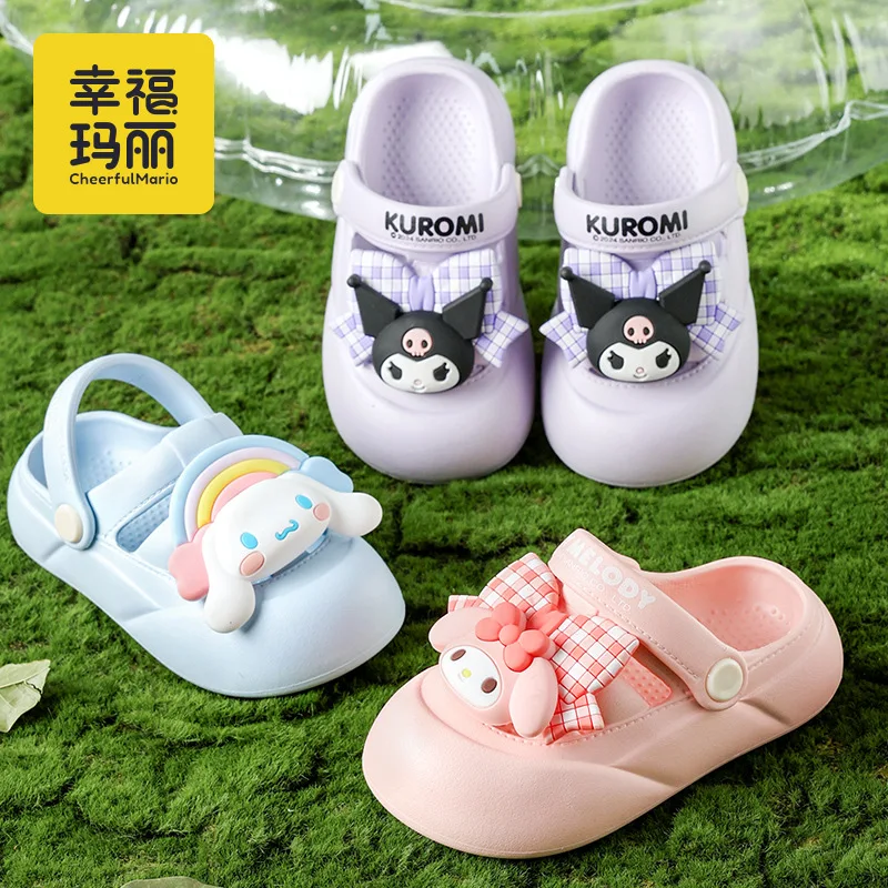 

Kuromi Hello Kitty Sanrios, обувь с дырочками для девочек, летние домашние нескользящие детские пляжные сандалии с мягкой подошвой, детские пляжные сандалии для девочек