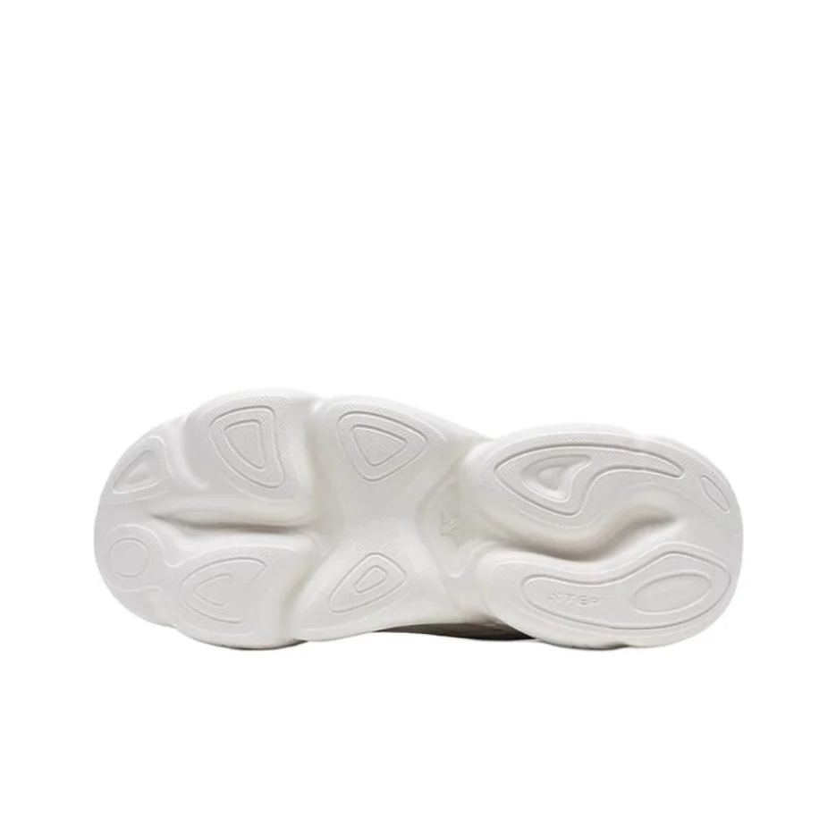 XTEP Synthetic Leather Egg Rolls Shoes, Fleece Lined, Trendy And Comfortable Coverage Lightweight Thermal Low top 975418370016/