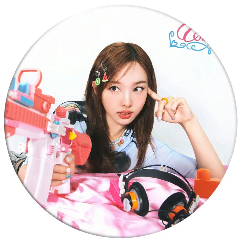 KPOP NaYeon SANA 2025 Season's Greetings Badge MINA MOMO DaHyun JungYeon Fashion Mirror Keychain Bag Pendant Fans Collect Gift