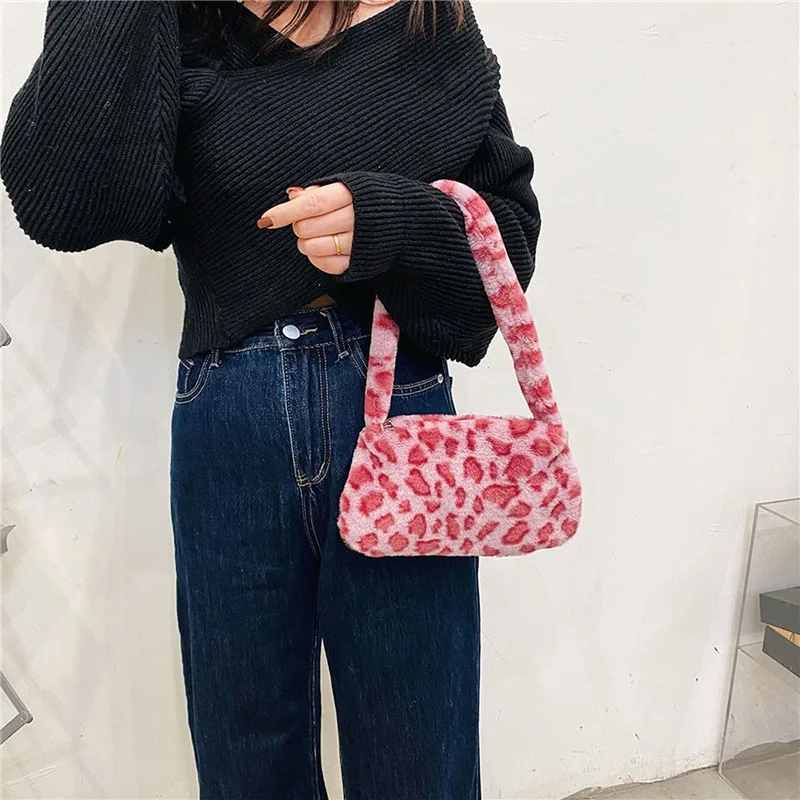 Fashion Women Cow Print Mini Shoulder Bags Female Winter Plush Underarm Bags Leopard Zebra Pattern Fluffy Tote Bags Small Purses