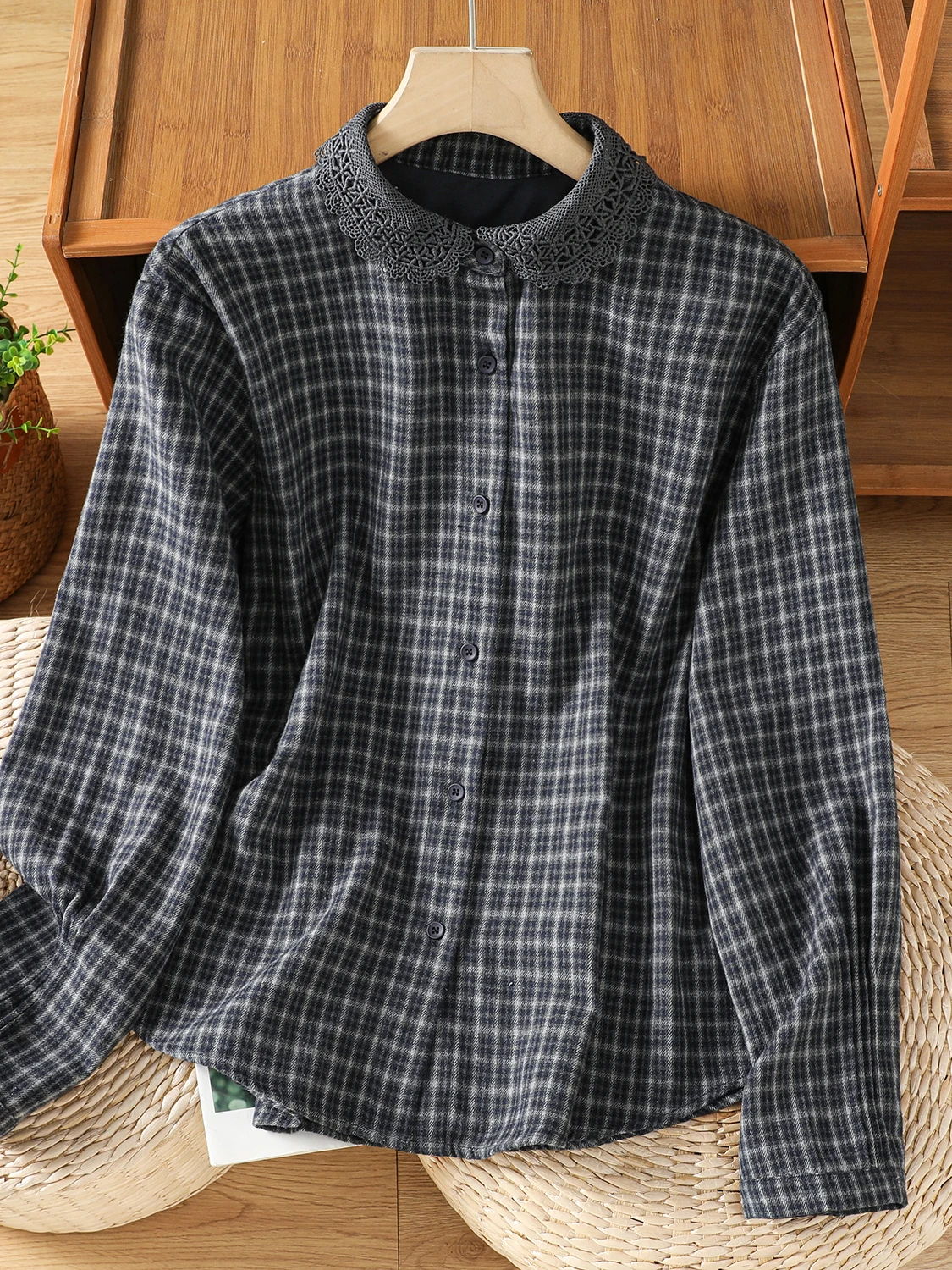 

Свободная рубашка в клетку с длинным рукавом, винтажная, на одной пуговице, с кружевным воротником, оверсайз, женская, весенняя, в стиле кардигана, повседневная, из смесового хлопка
