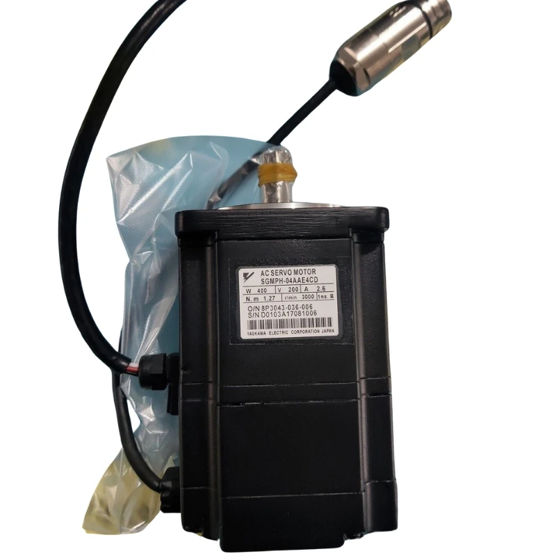 New Yaskawa SGMPH-04AAE4CD Servo Motor In Stock Fast Shipping