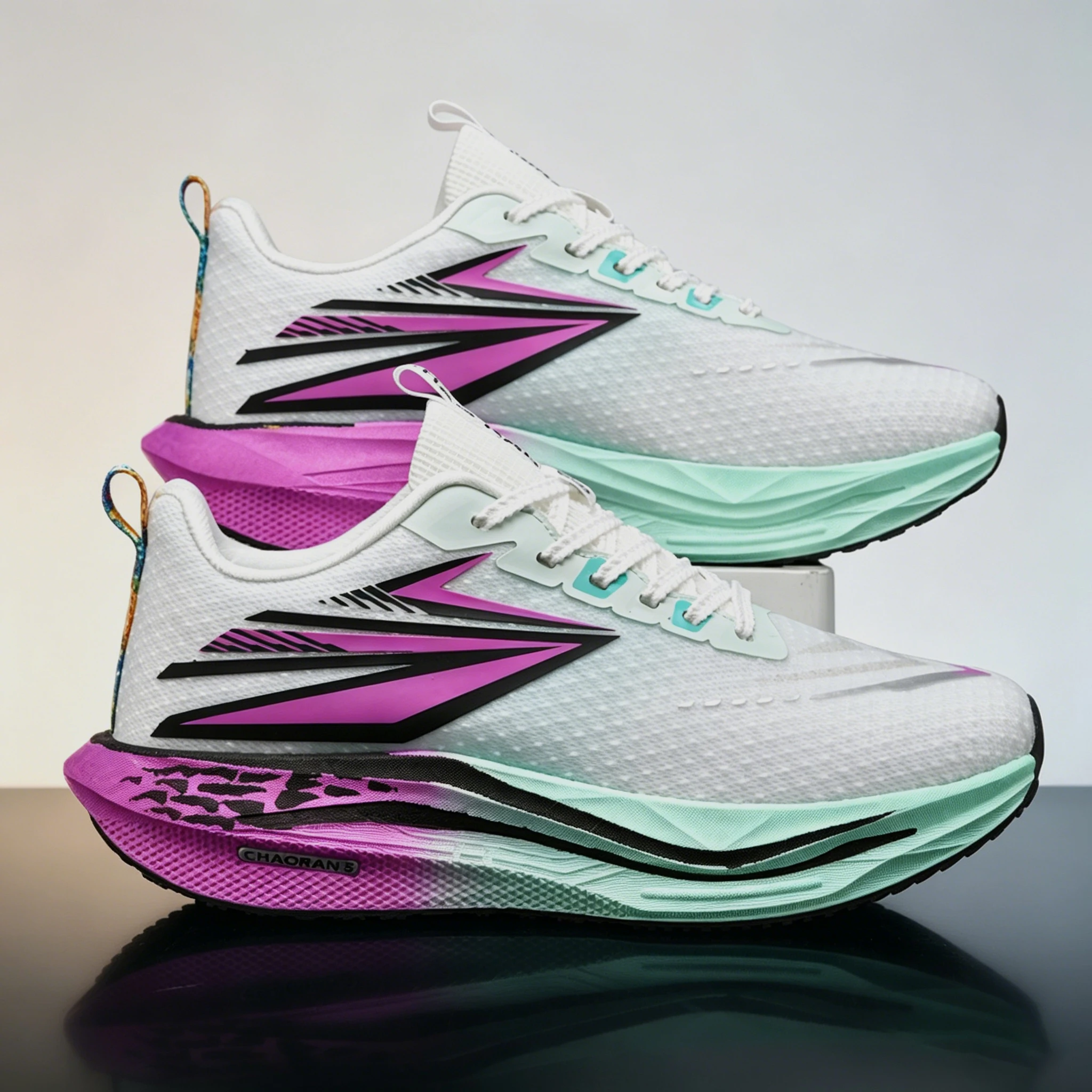 超軽量カーボンプレートランニングシューズ メンズ＆レディース - Carbon Plate Marathon Racing Shoes のレビューと価格