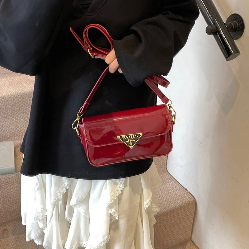 Элегантный минималистичный женский кошелек-мессенджер с однотонным винтажным стилем, просторная вместимость и стиль