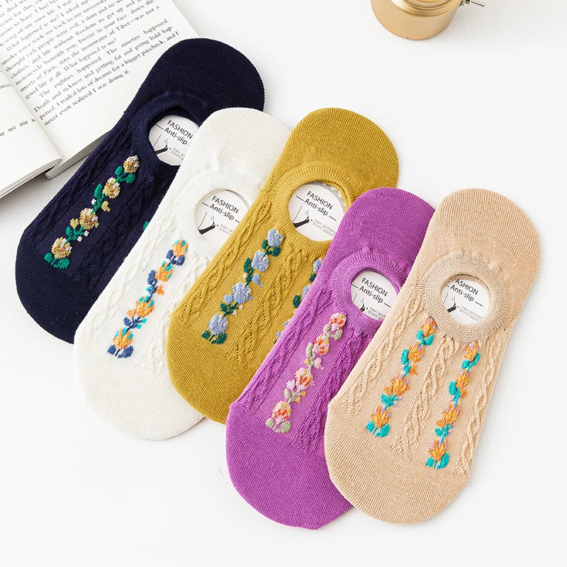 

5 Pairs Women Socks Summer Invisible Socks Cartoon Flower Socks Female Shallow Silicone Anti Comfortable Korean Socks Slippers