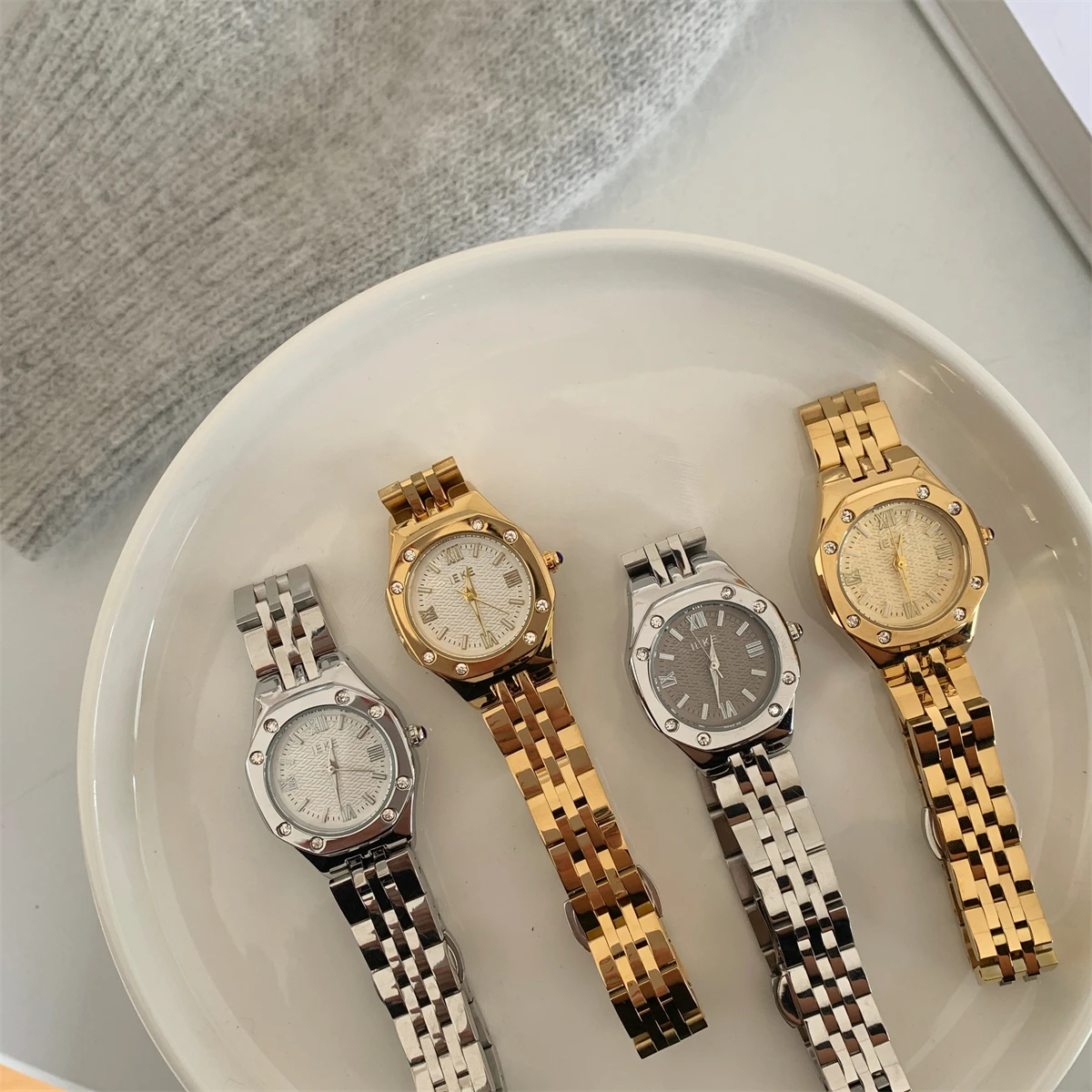 تصميم جديد، ساعة كوارتز كلاسيكية وأنيقة كاجوال بسيطة للنساء، مجموعة راقية من الساعات والإكسسوارات. #5