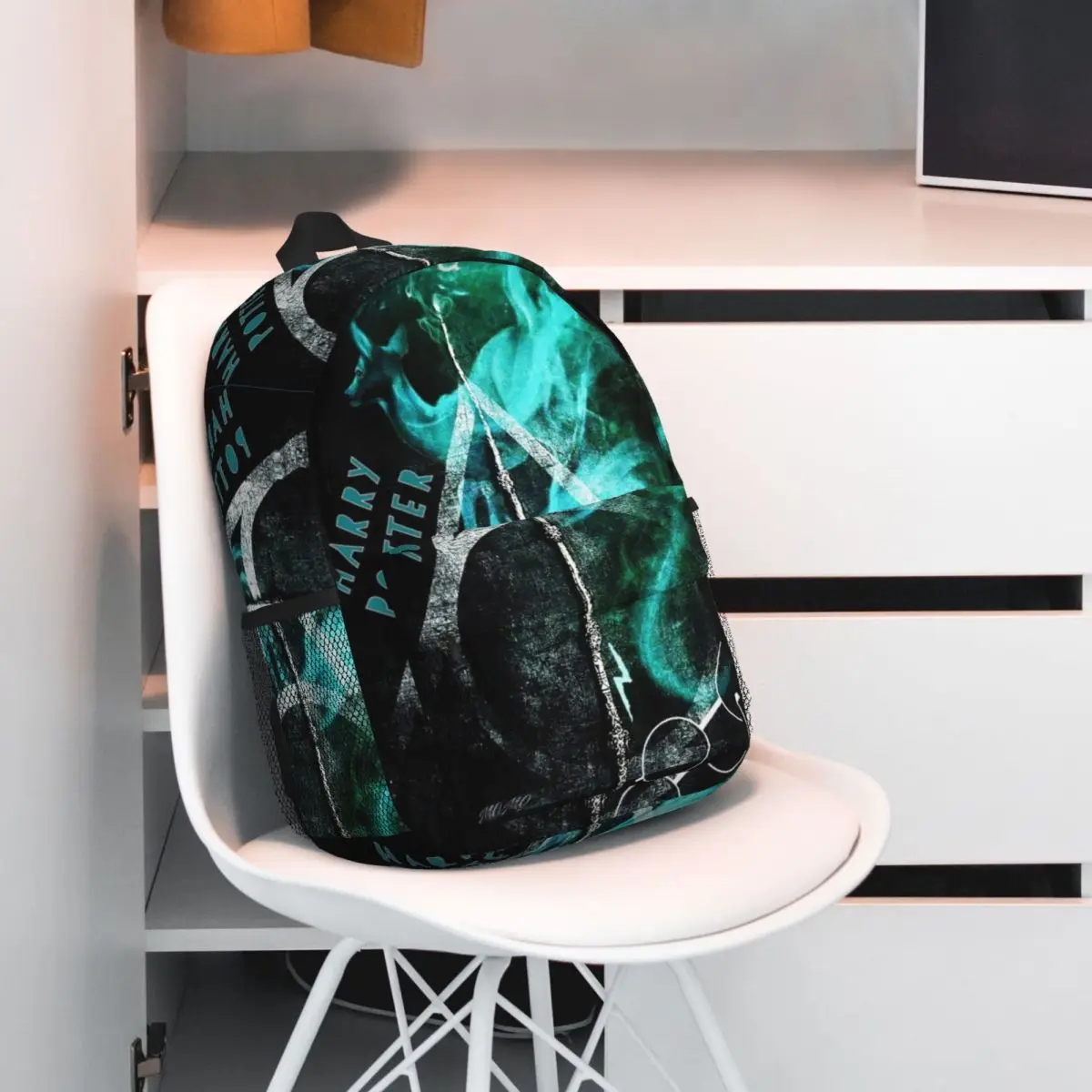 Durable 15-Inch Backpack Harry Potter  Ergonomic Lightweight Design for Comfort and Convenience