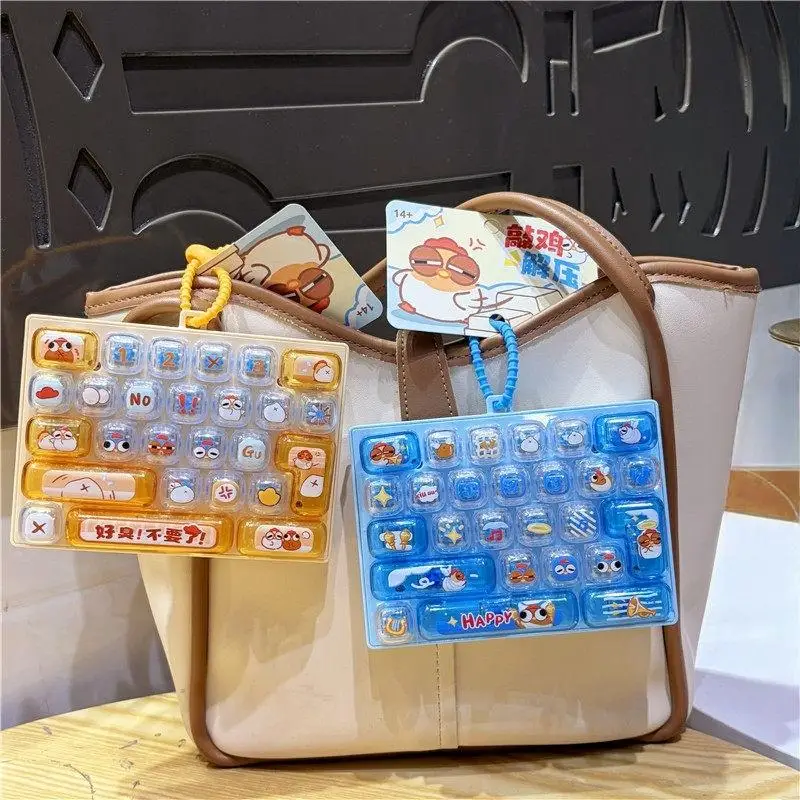 promocao-brinquedo-sensorial-criativo-anti-stress-em-formato-de-frango-com-26-teclas-de-teclado-padrao-quadrado-para-chaveiro-e-enfeite-de-bolsa