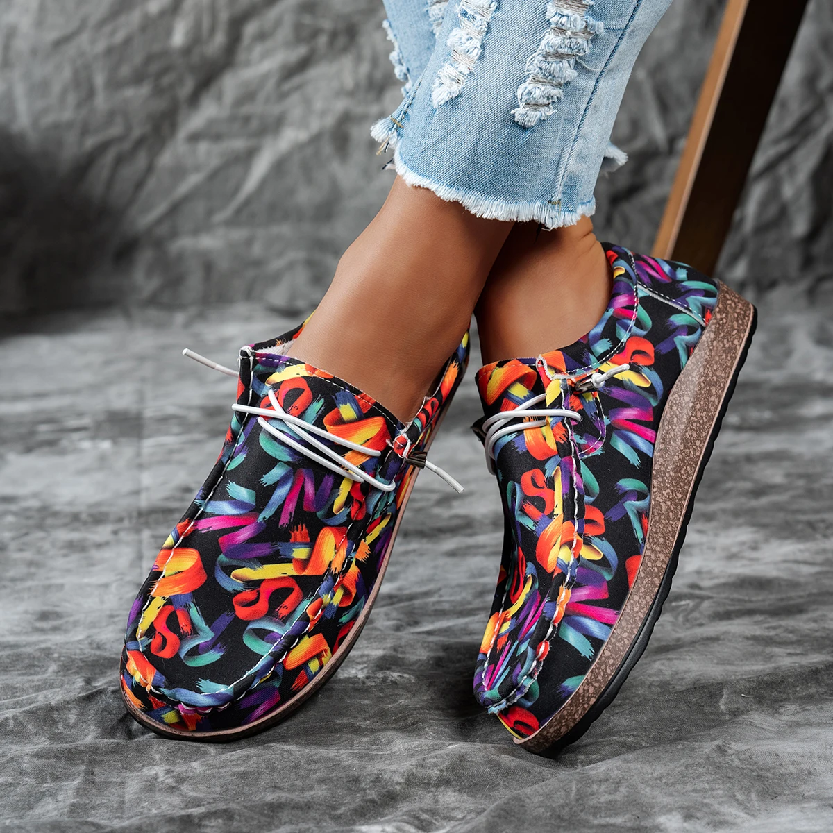 2025 New Women Loafers Rainbow Canvas Shoes for Women Round Toe Multi-Color Flat Sneakers Women Trend Lace-up Casual Shoes