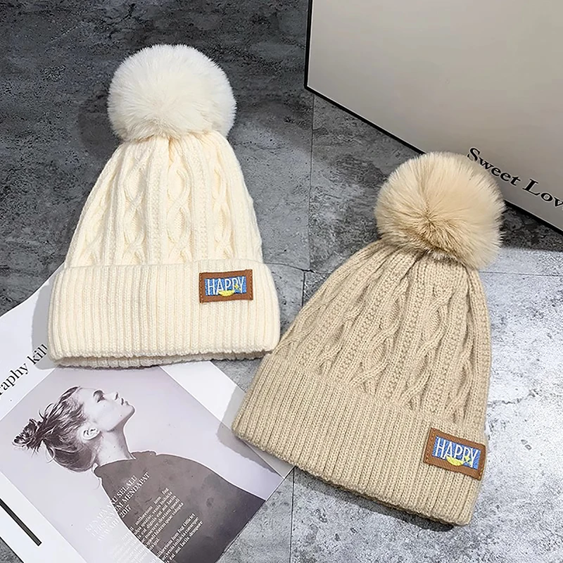 Winter Cap New Fleece-Lined Warm Wool Hat Korean Style Beanie Hat Fashionable Simple Face-Looking Small Knitted Girl\'s Cap