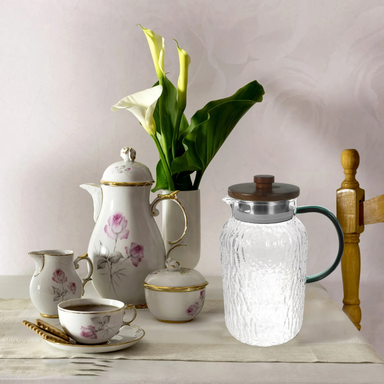 

1pc Large Capacity Cold Water Pitcher Glass Water Pitcher With Lid Spout For Juice Tea Ice Tea Kitchen Drink Container