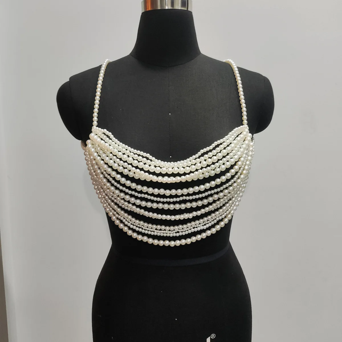 New Acrylic Handmade Bead Chest Chain Hollow Camisole Vest For Women'S Beach Party Sexy Multi-Layer Bead Decoration