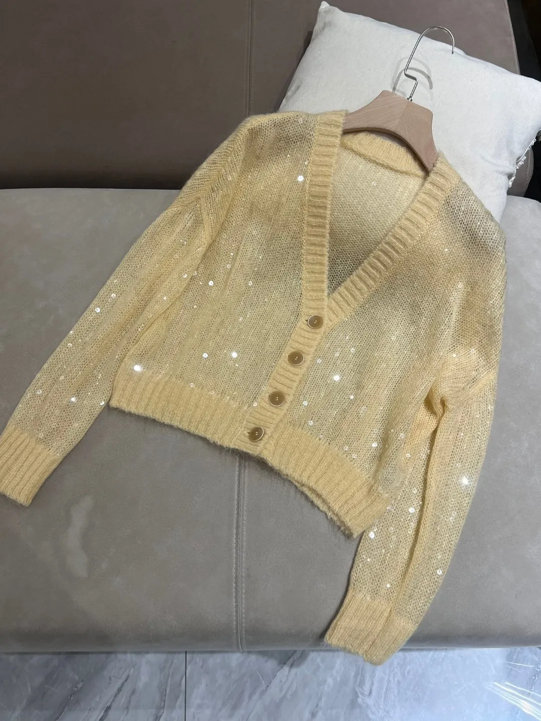 Cardigan for Women 2024 New Autumn Winter Sequin Design V-neck Single Breasted Casual Long Sleeve Sweater