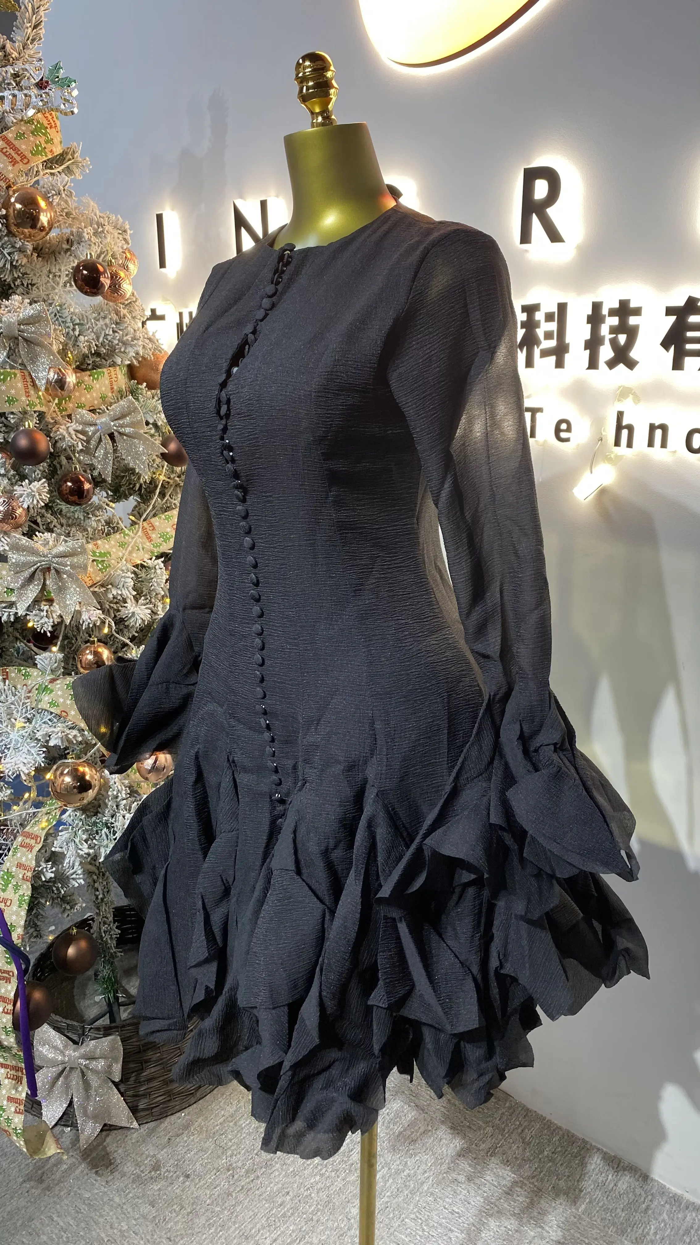 New Fairy-like Round Neck Ruffled Small Sleeve Evening Dress Elegant Women's Casual Dress-GZXX177