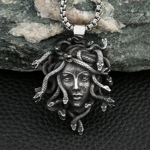 Gothic Punk Stainless Steel Medusa Pendant Necklace For Men Women Vintage Snake Animal Necklaces Biker Jewelry Gift Dropshipping