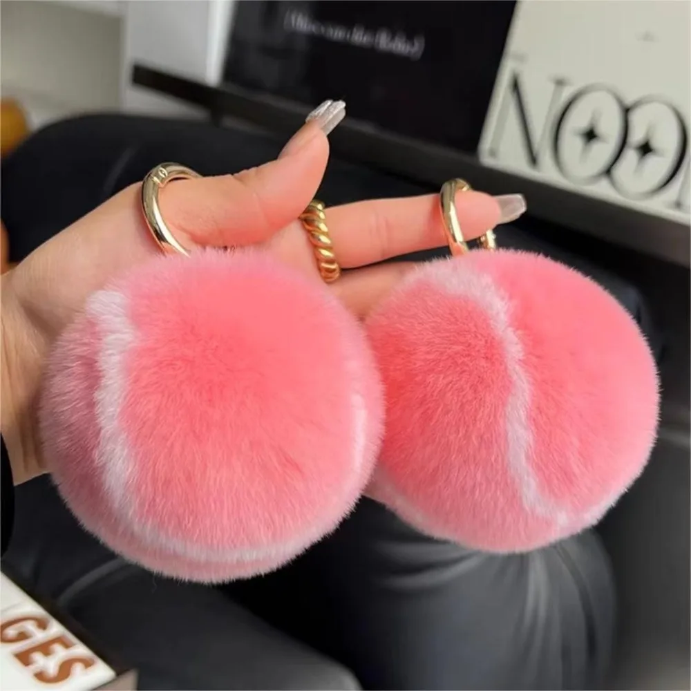 Lindo llavero de tenis de piel de conejo artificial colgante bola de felpa adornos colgantes suaves y esponjosos regalo para niñas bolso Ins dijes bolso escolar