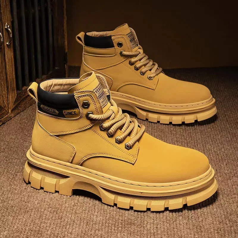 Men's High Top Boots Outdoor Ankle Boots for Men Lace-Up Comfortable Men Leather Boot Fashion British Tooling Boots Botas Hombre