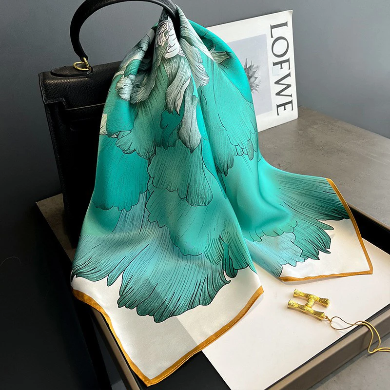 Women Small 100% Pure Silk Scarf 53cm Square Fashion Print Scarves Neck Hair Hand Wrist Bandana Skinny Tie Shawls Luxury