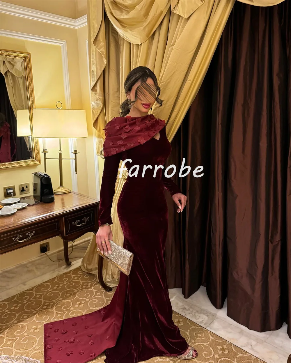Robes de sirène à plis à fleurs en velours complexe, robes longues à col haut personnalisées, robes sur mesure pour les occasions, style moderne