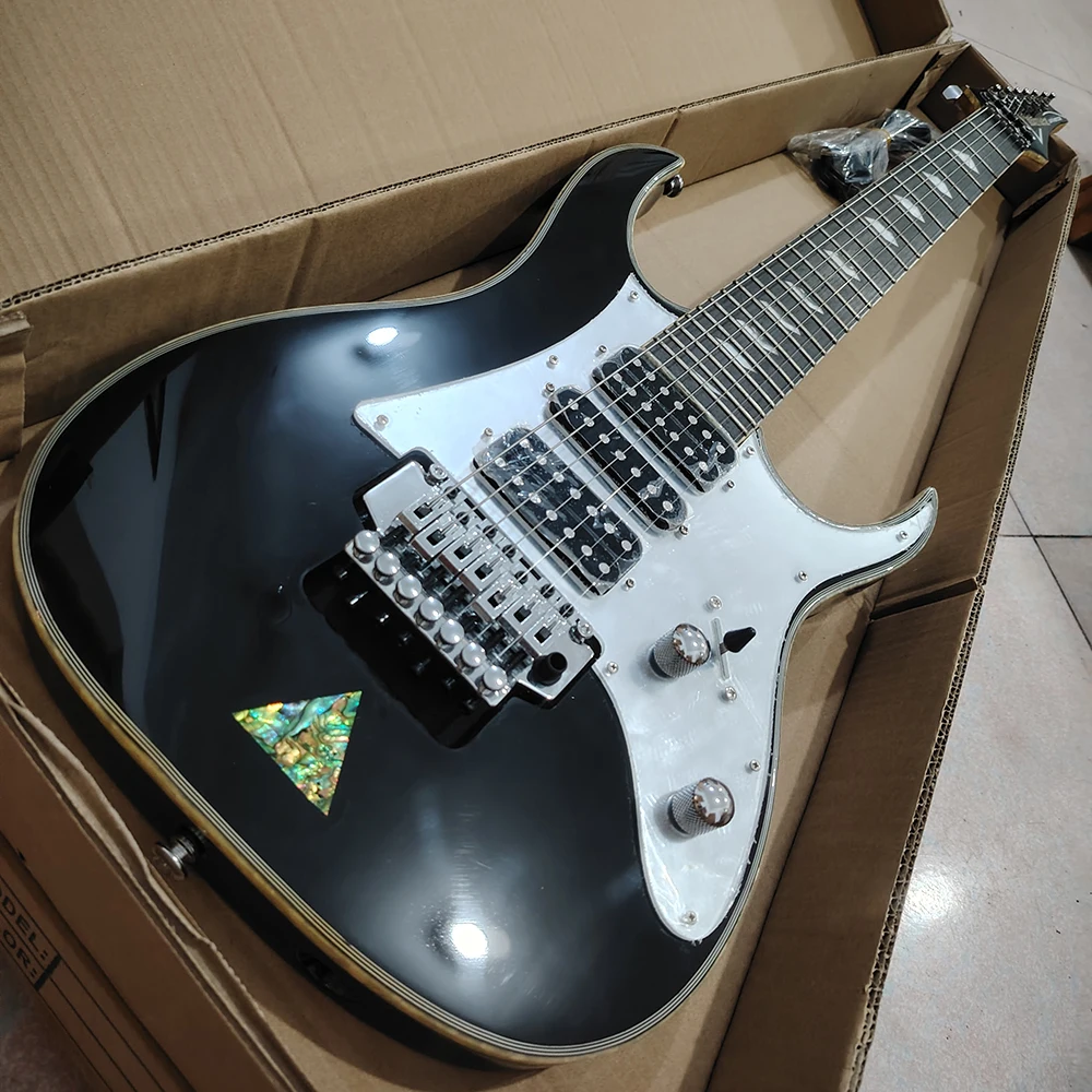 In stock Ib anez Universe 7 strings, five pieces Maple Neck, harp body shells, need more pictures Contact seller, in stock,