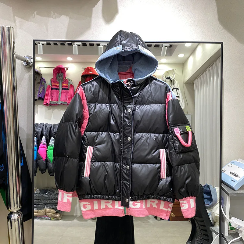 2025 Nuovo inverno colore a contrasto donna con cappuccio moda di alta qualità casual stampa di lettere allentate addensare piumino d'anatra bianco